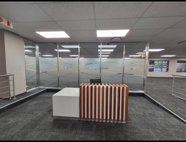 1,013M² OFFICE TO LET IN ILLOVO